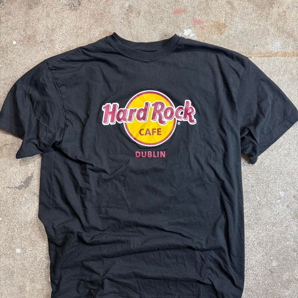 Hard-rock-cafe Men's Black T-shirt